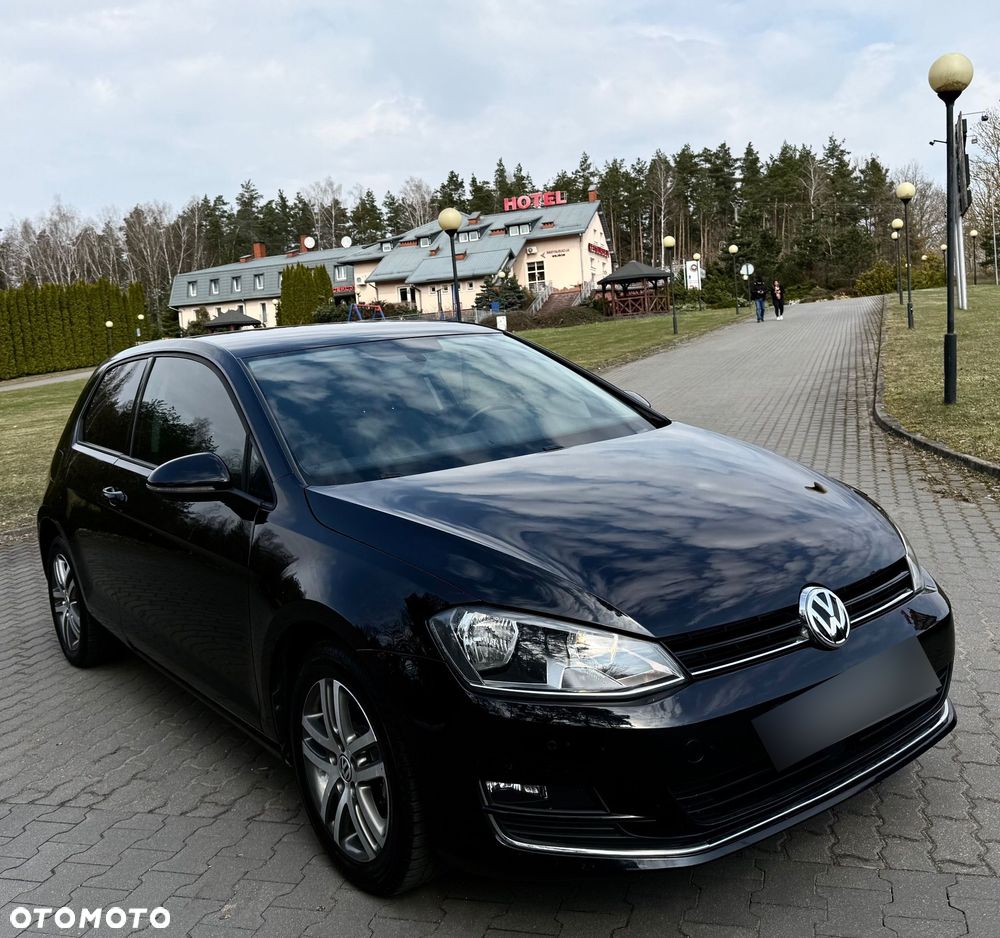 Volkswagen Golf 1.2 TSI BlueMotion Technology Comfortline - 4