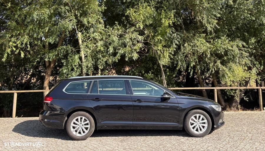 VW Passat Variant 1.6 TDI BlueMotion - 12