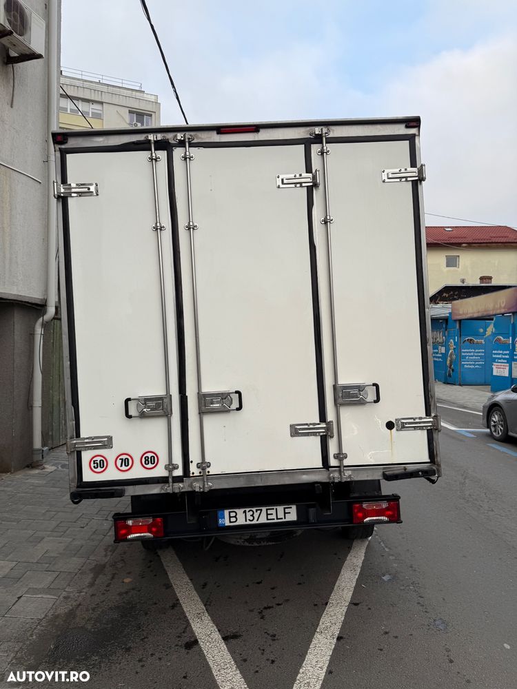 Iveco Daily 35c Frigorific Frig Carrier an 2014 Cub Izoterm 298.000km Istoric Service Facturi Kit Distribuție Ambreiaj Rezivie Frig AC Navi Discuri Placute Baterie Anvelope direcție suspensie Vopsea Ok TVA - 21