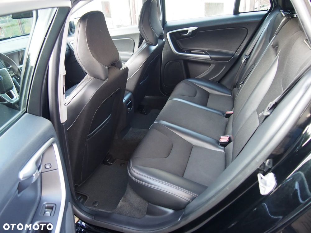 Volvo V60 D2 Edition - 7