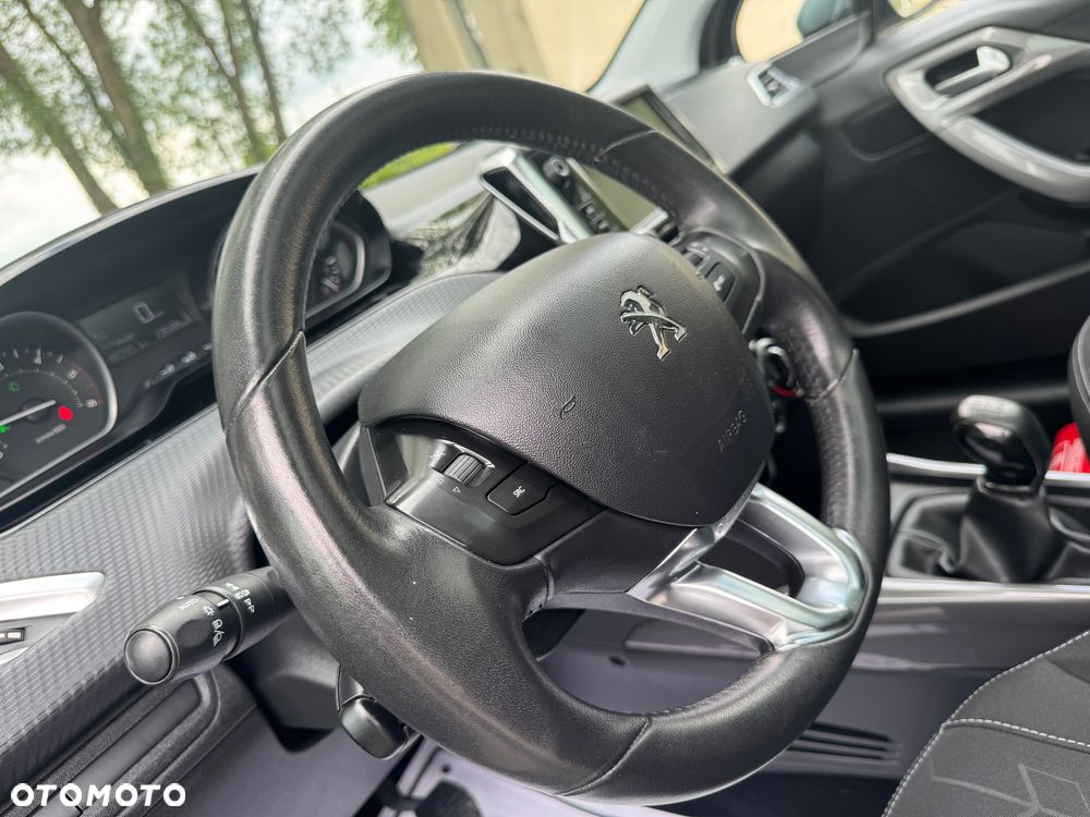 Peugeot 2008 1.6 BlueHDi Active - 28