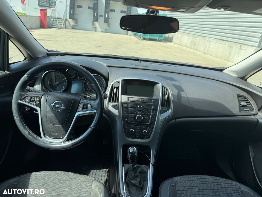 Opel Astra 1.6 CDTI ECOTEC ECOFlex Start/Stop Enjoy - 4