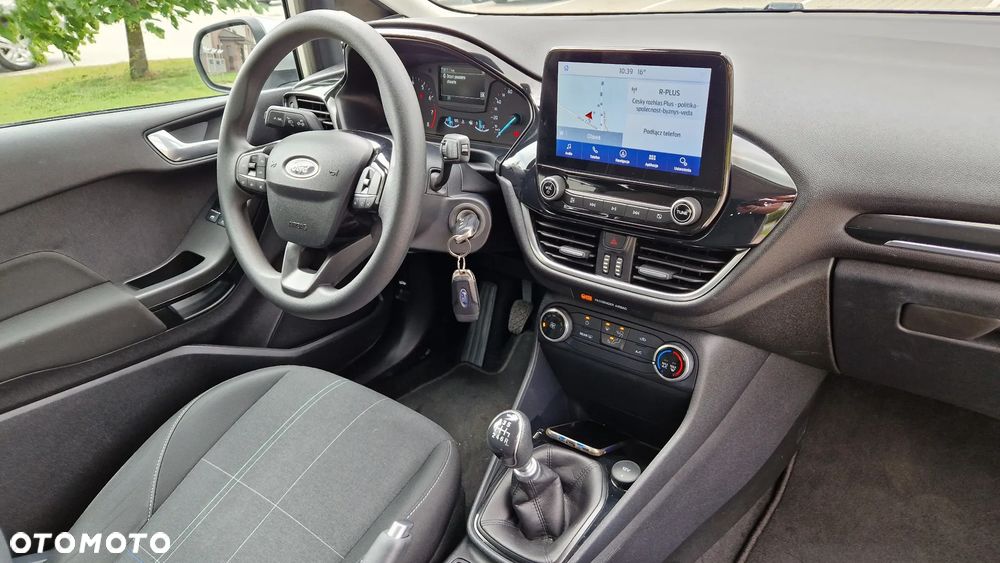 Ford Fiesta - 8