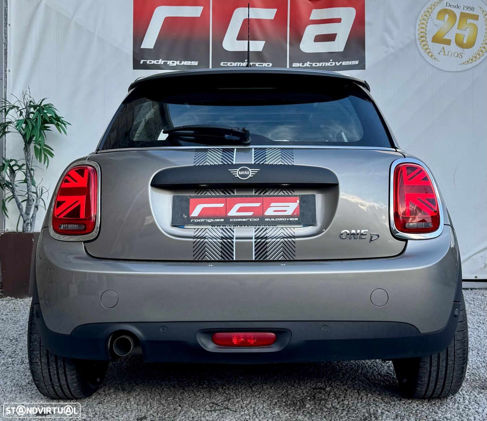 MINI 3 Portas - 8