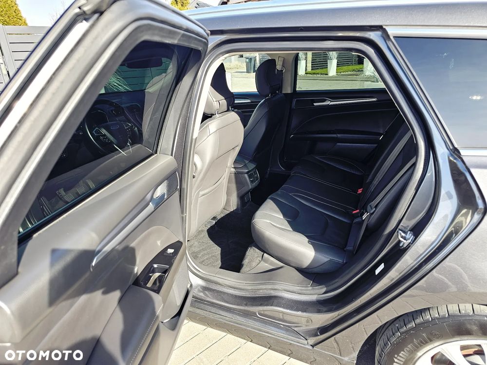 Ford Mondeo SW 1.6 TDCi ECOnetic S&S Titanium - 14