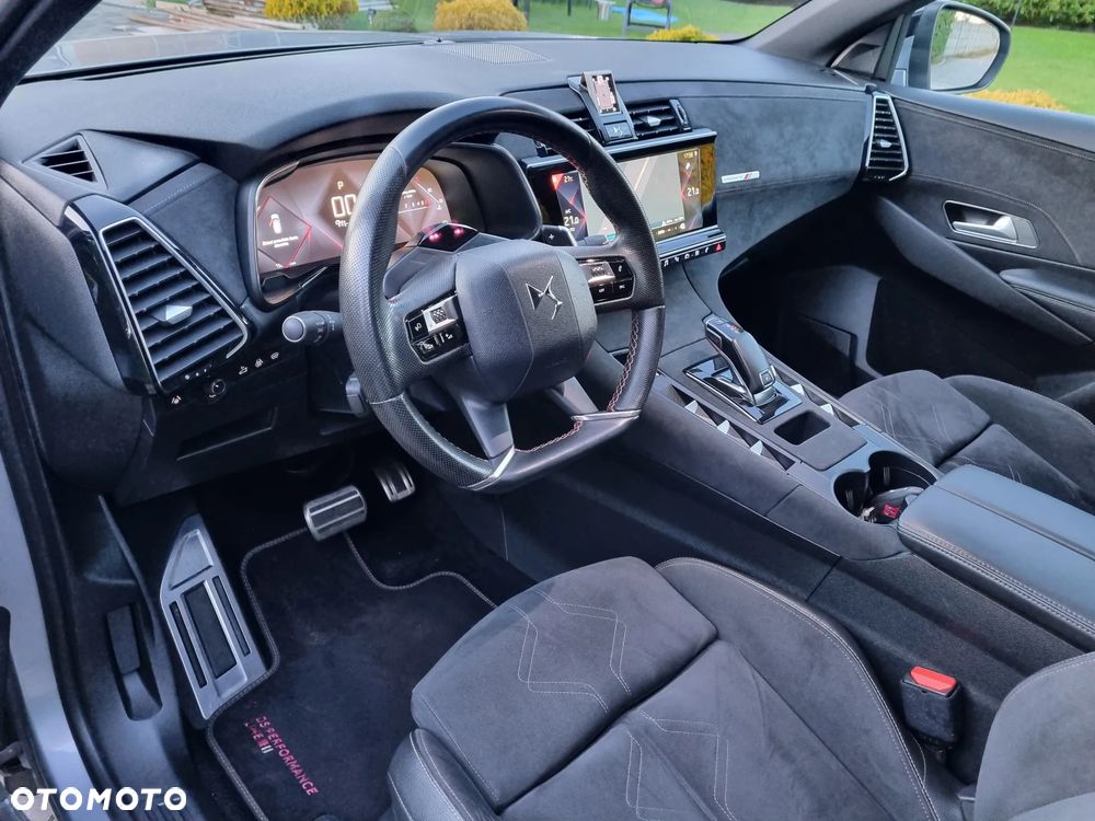 DS Automobiles DS 7 Crossback - 11