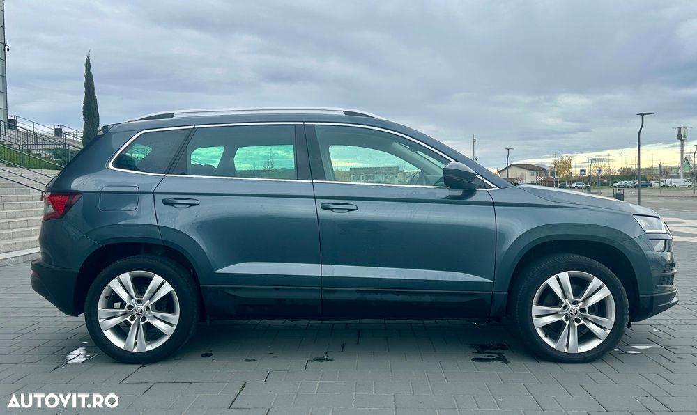 Skoda Karoq 2.0 TDI SCR 4x4 DSG Style - 9
