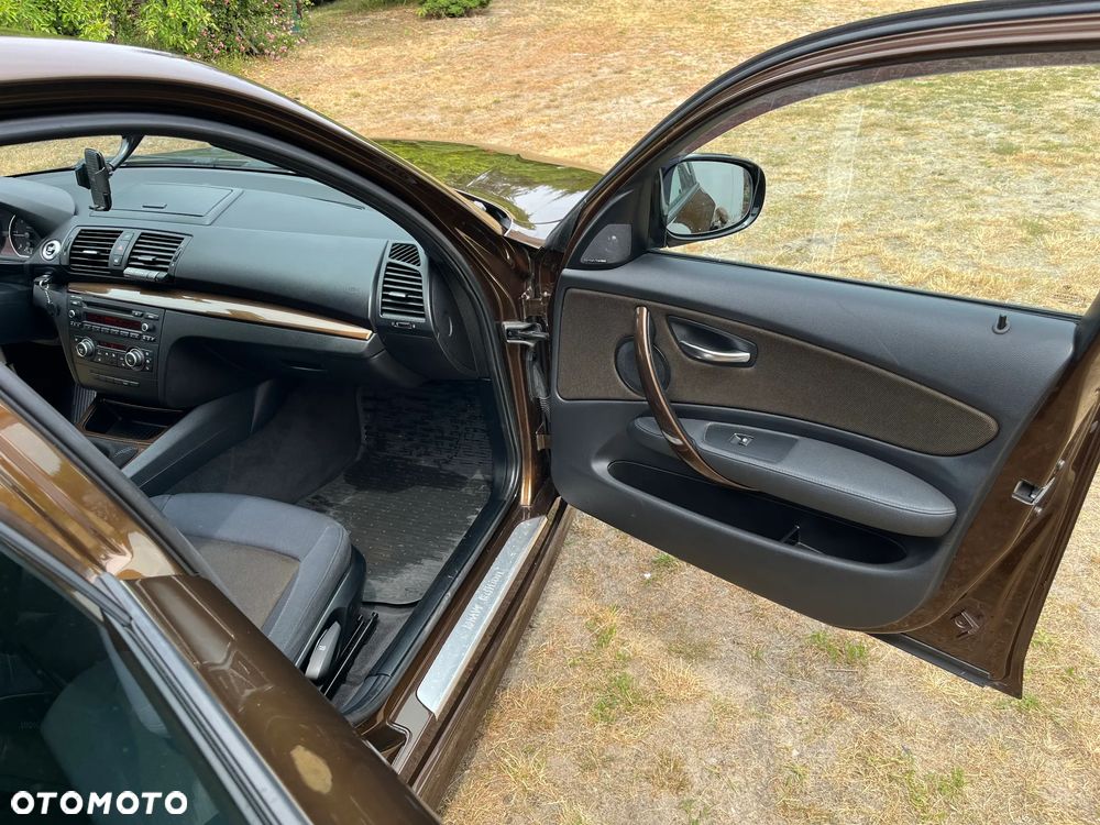 BMW Seria 1 118d DPF Edition Lifestyle - 25