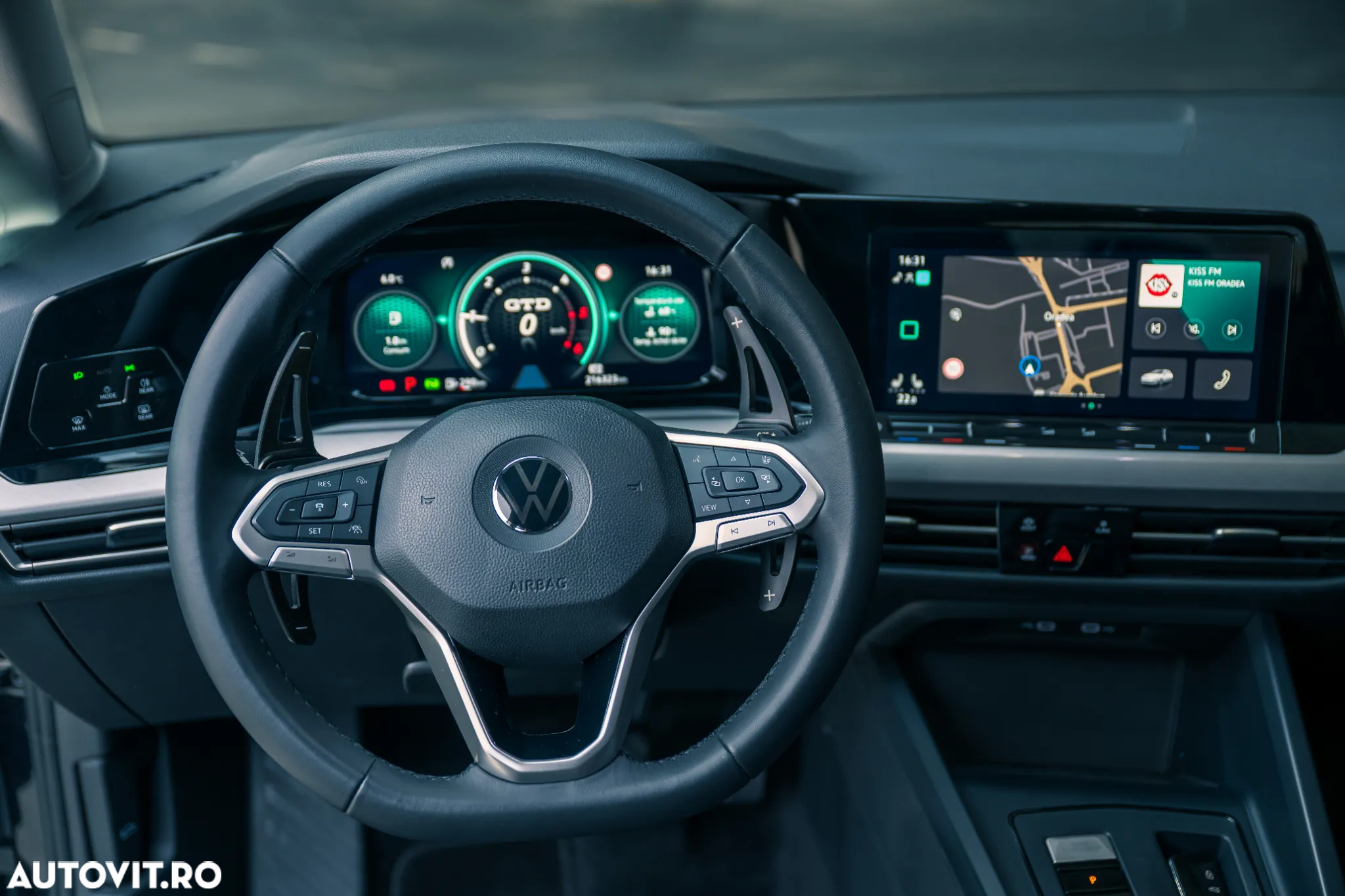 Volkswagen Golf - 18