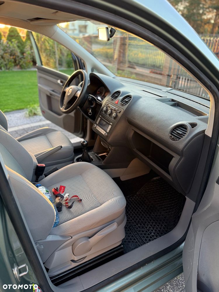 Volkswagen Caddy Life - 16