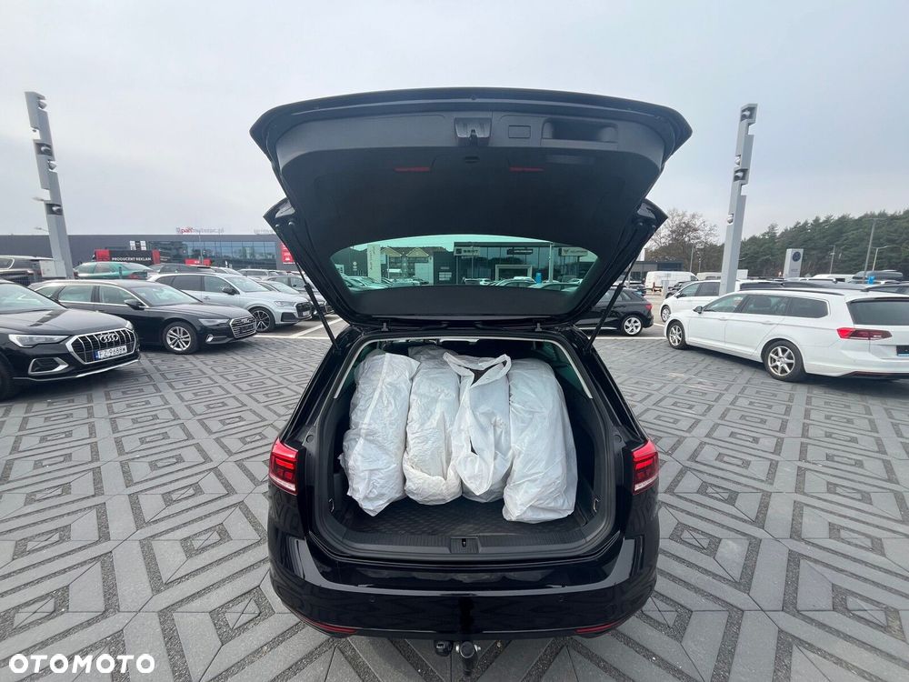 Volkswagen Passat - 20