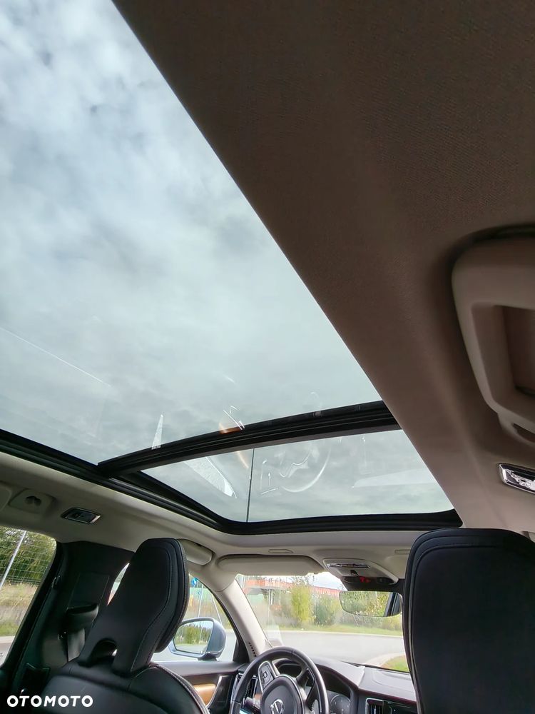 Volvo V90 D4 AWD Inscription - 16