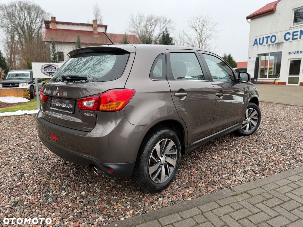 Mitsubishi ASX - 4
