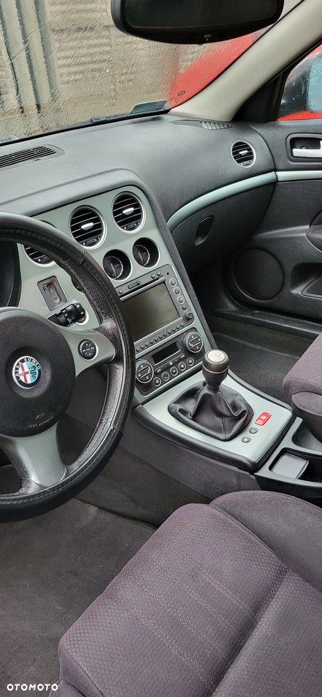 Alfa Romeo 159 1.9 JTDM 8V DPF - 11