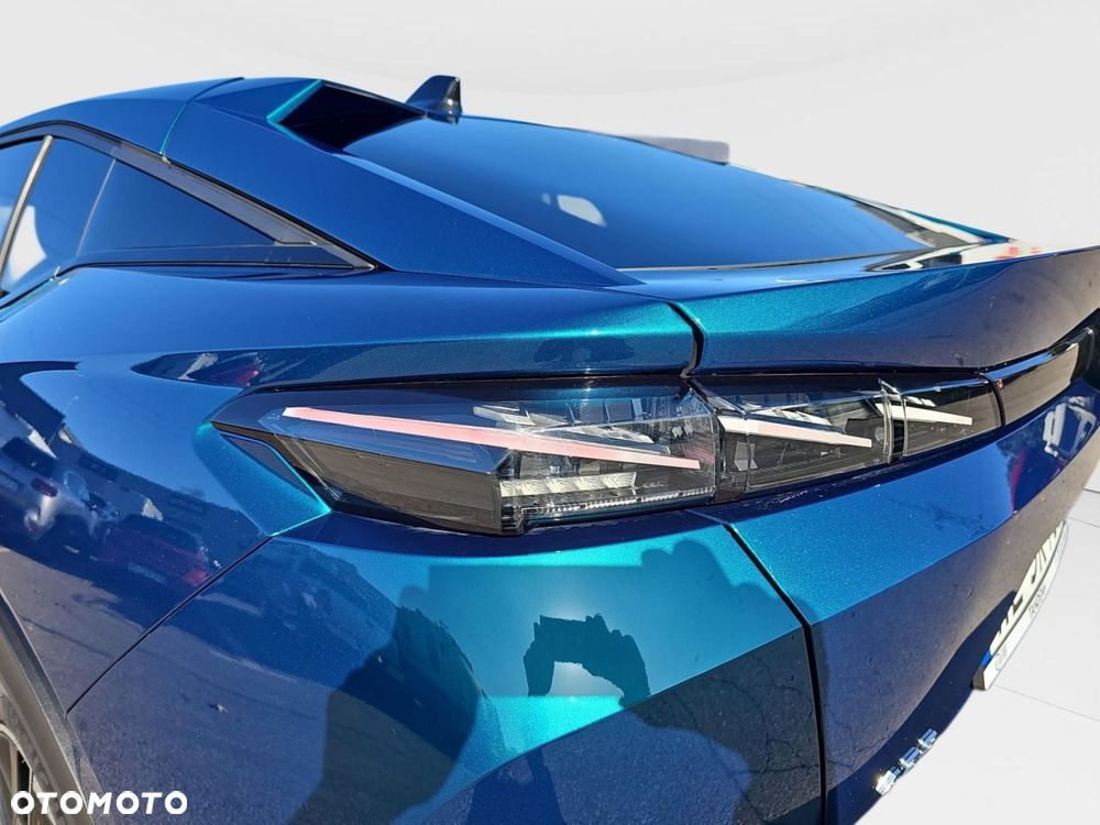 Peugeot 408 - 10