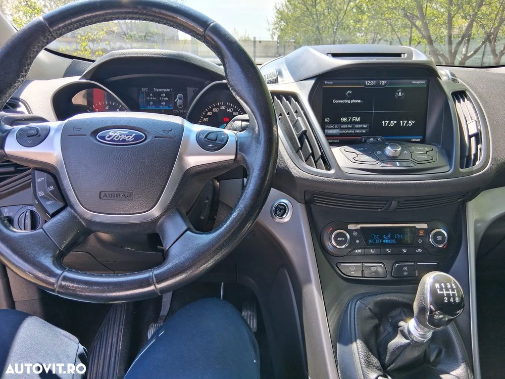 Ford Kuga 1.5 EcoBoost 2WD Trend - 11