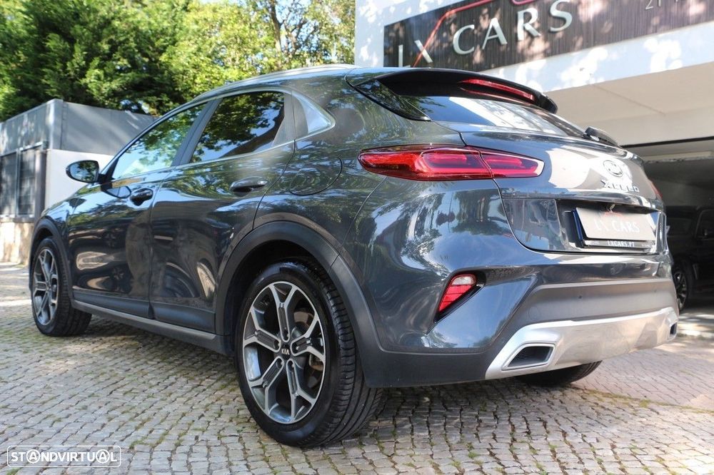Kia XCeed 1.4 T-GDI Tech+SRF 7DCT - 7