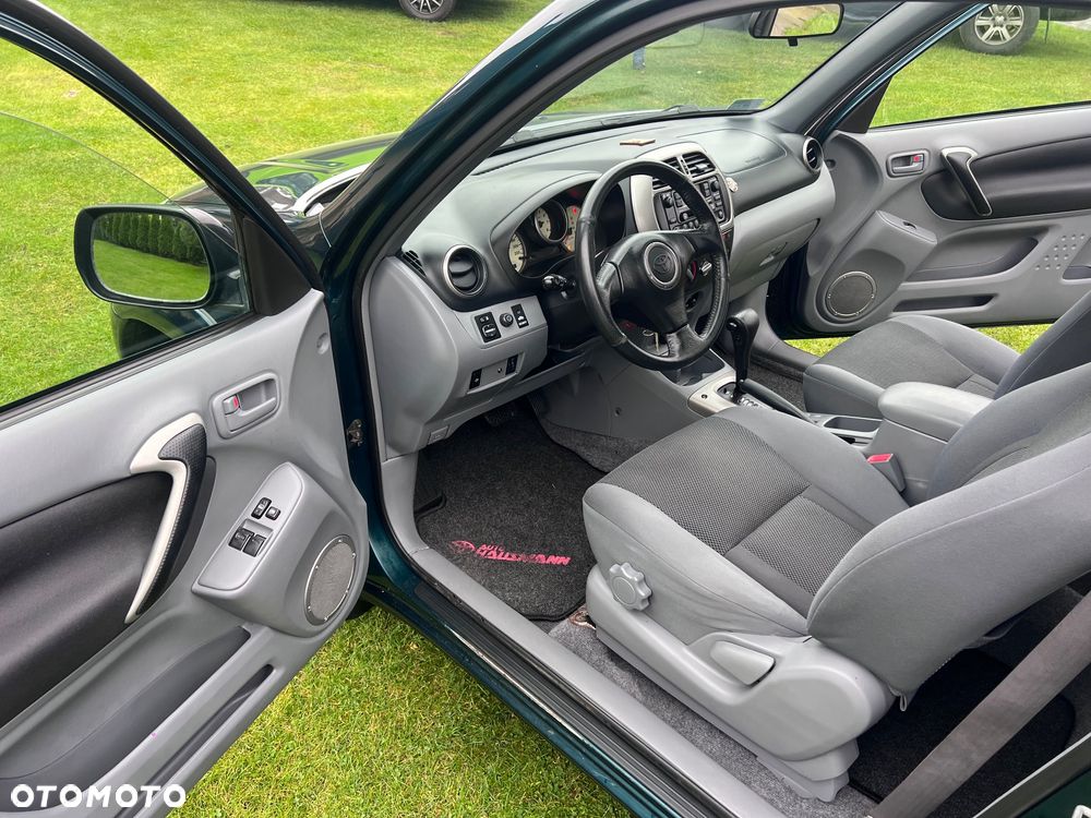 Toyota RAV4 2.0 VVT-i 4x4 - 7