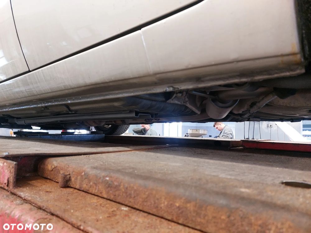 Alfa Romeo 156 2.5 V6 24V Distinctive - 23