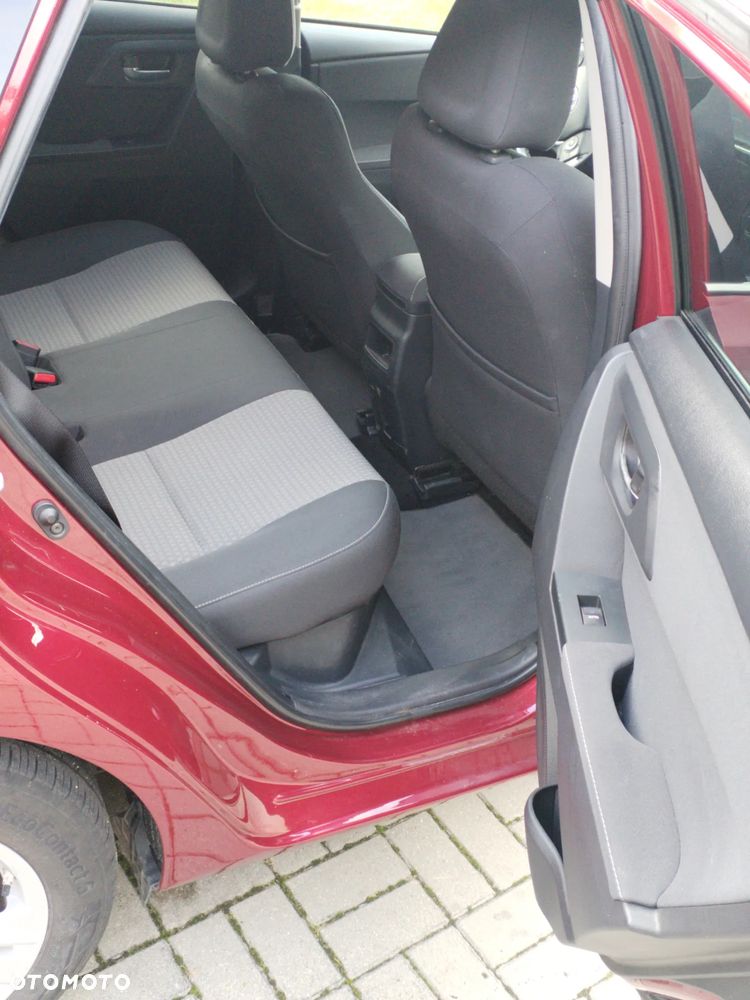 Toyota Auris - 22