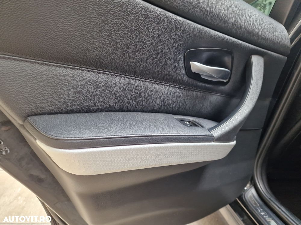 BMW Seria 3 320d DPF Aut. - 9