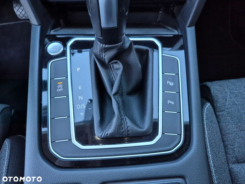 Volkswagen Passat 1.5 TSI EVO Business DSG - 22