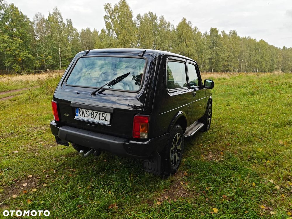 Lada Niva - 8
