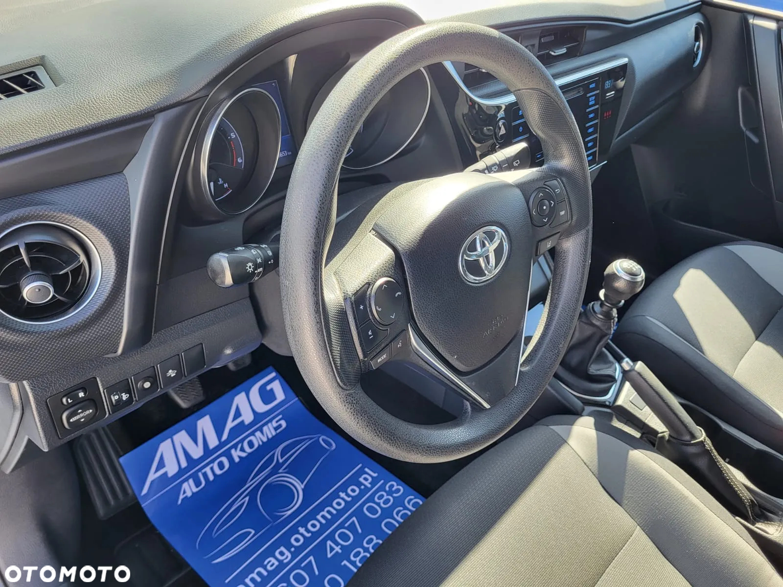 Toyota Auris - 15