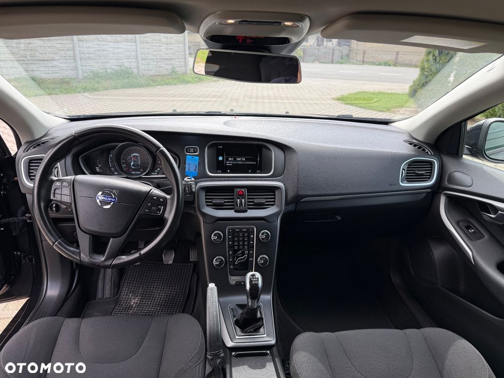 Volvo V40 D2 - 20