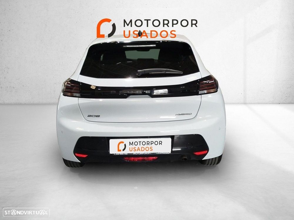 Peugeot 208 - 5