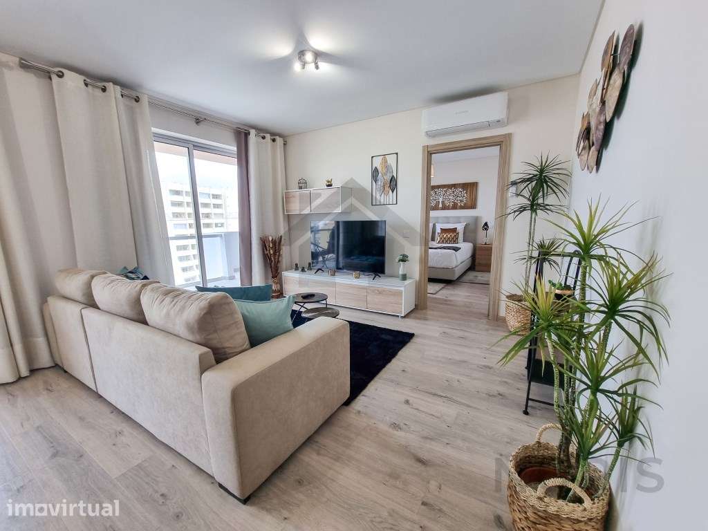 Apartamento T1 para Venda na Praia da Rocha - Grande imagem: 3/43