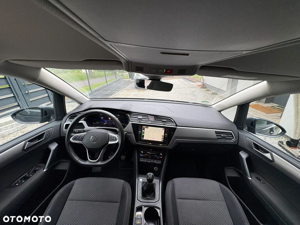 Volkswagen Touran 1.5 TSI EVO Special Edition - 25