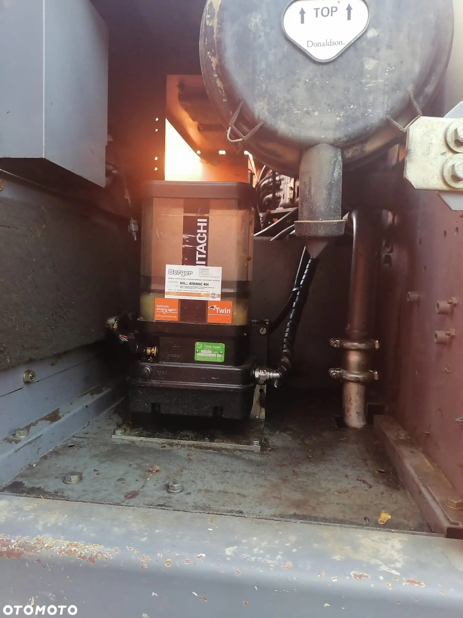 Hitachi ZX 280LC-3 - 11