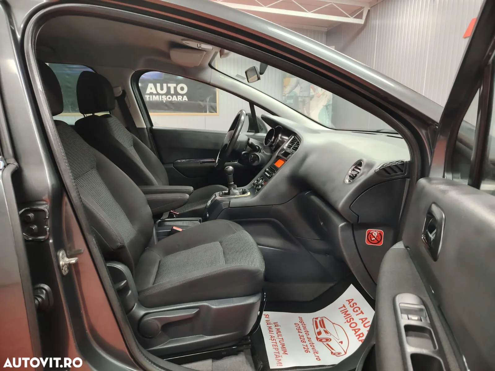 Peugeot 5008 - 12