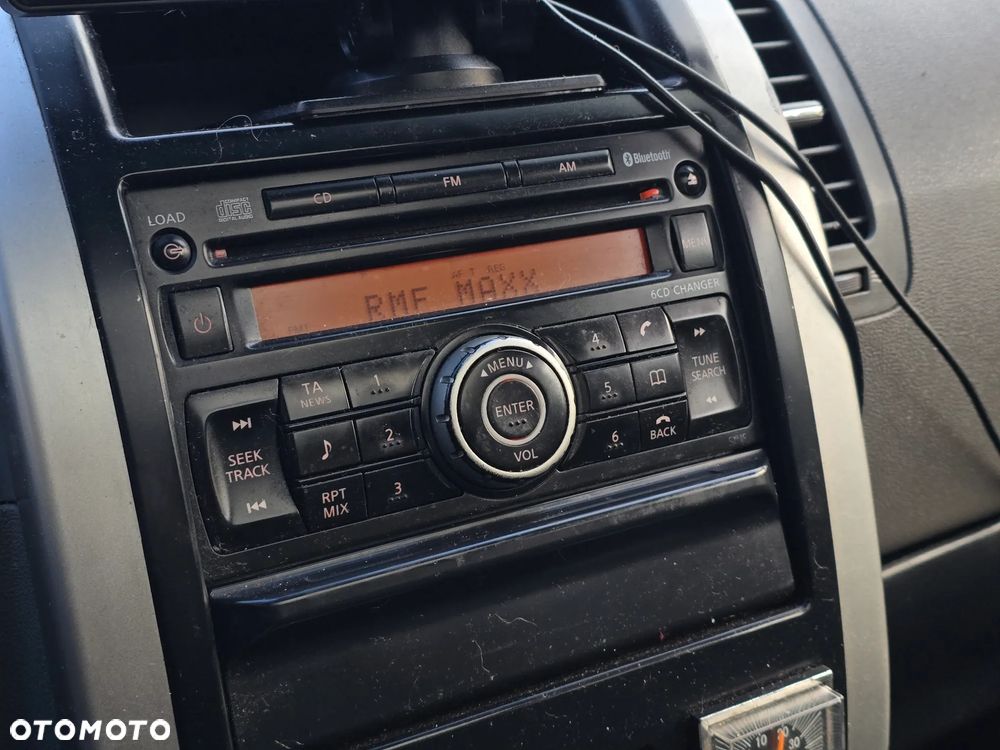 Nissan X-Trail 2.0 dCi 4x4 DPF Platinum - 32