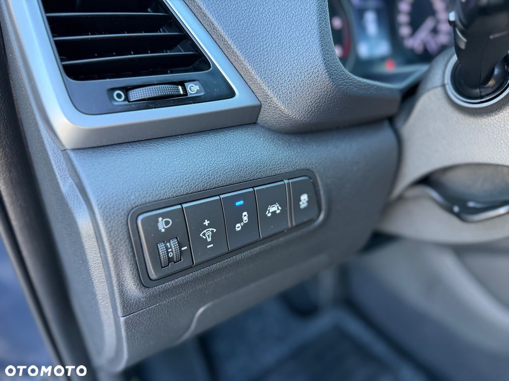 Hyundai Tucson 2.0 CRDi 4WD Automatik Trend - 15