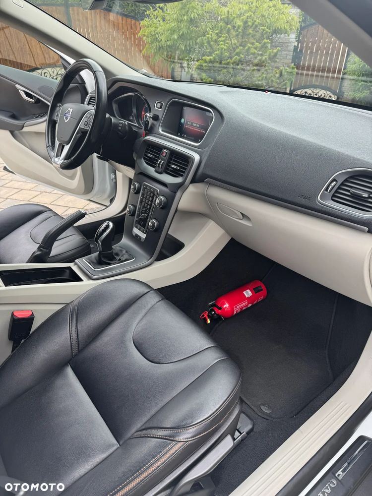 Volvo V40 Cross Country D2 Powershift Summum - 13