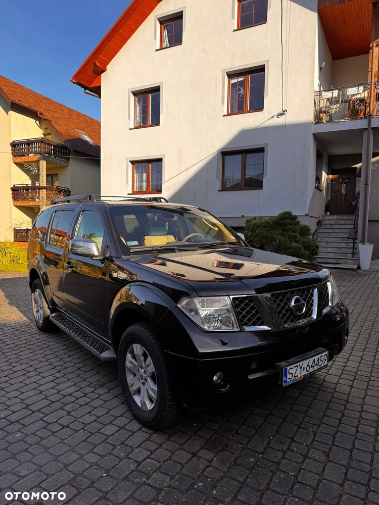 Nissan Pathfinder 2.5 dCi Premium - 20
