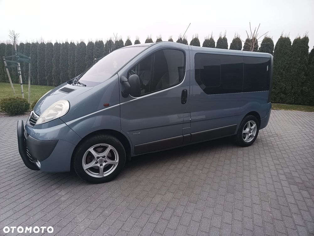 Opel Vivaro - 2