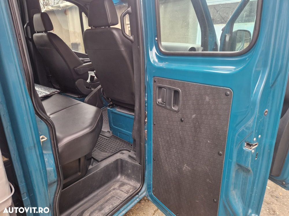 Mercedes-Benz Sprinter - 29