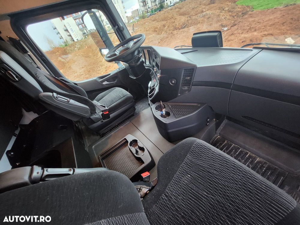 Mercedes-Benz Arocs - 5