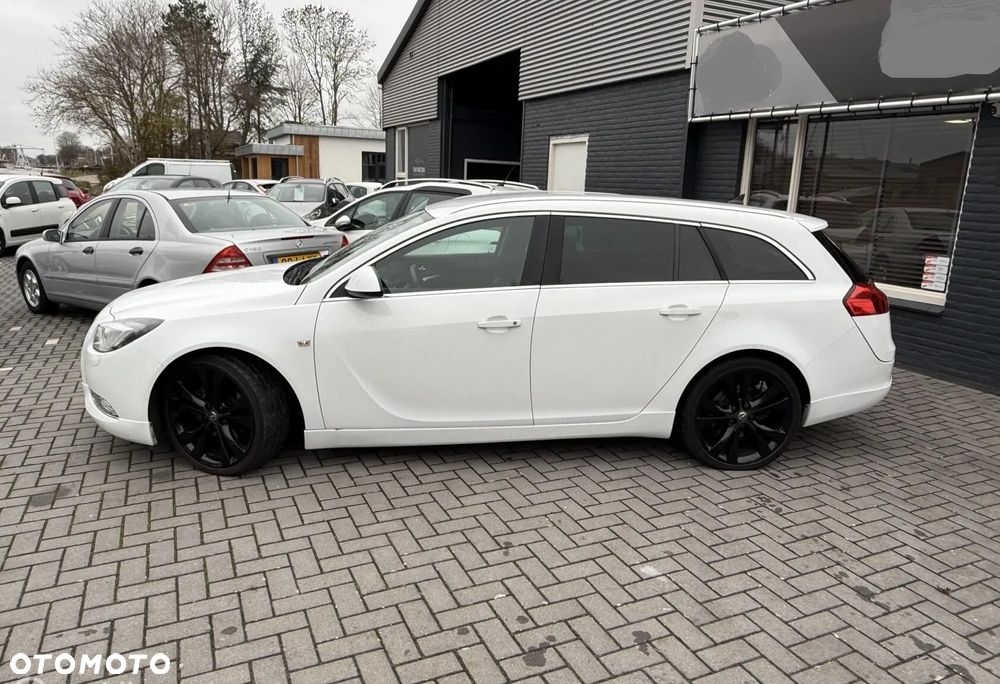 Opel Insignia 1.4 Turbo ecoFLEX Start/Stop Sport - 2