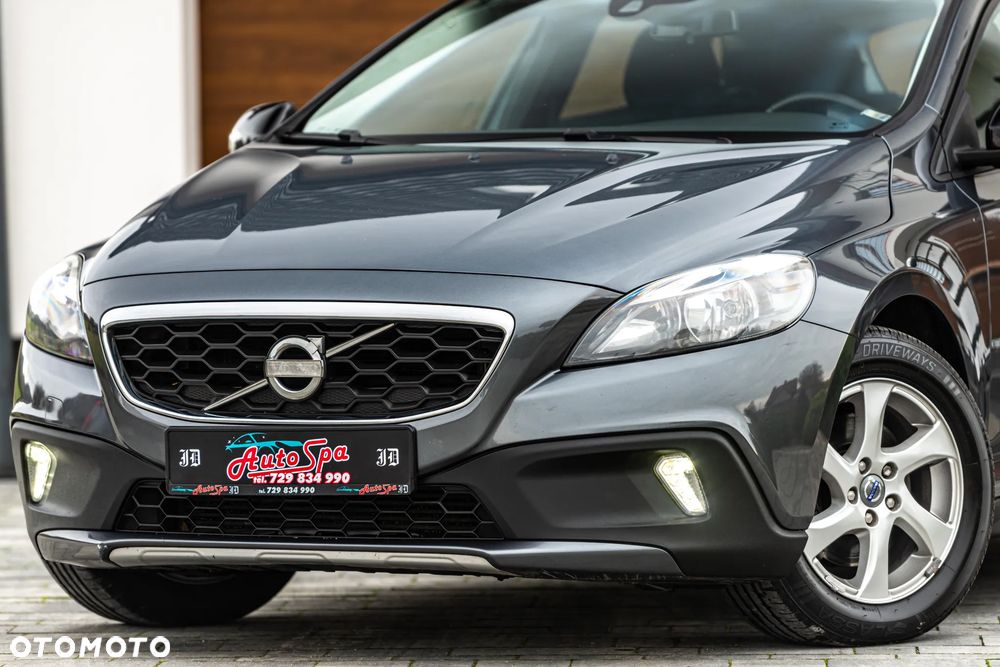 Volvo V40 Cross Country - 5