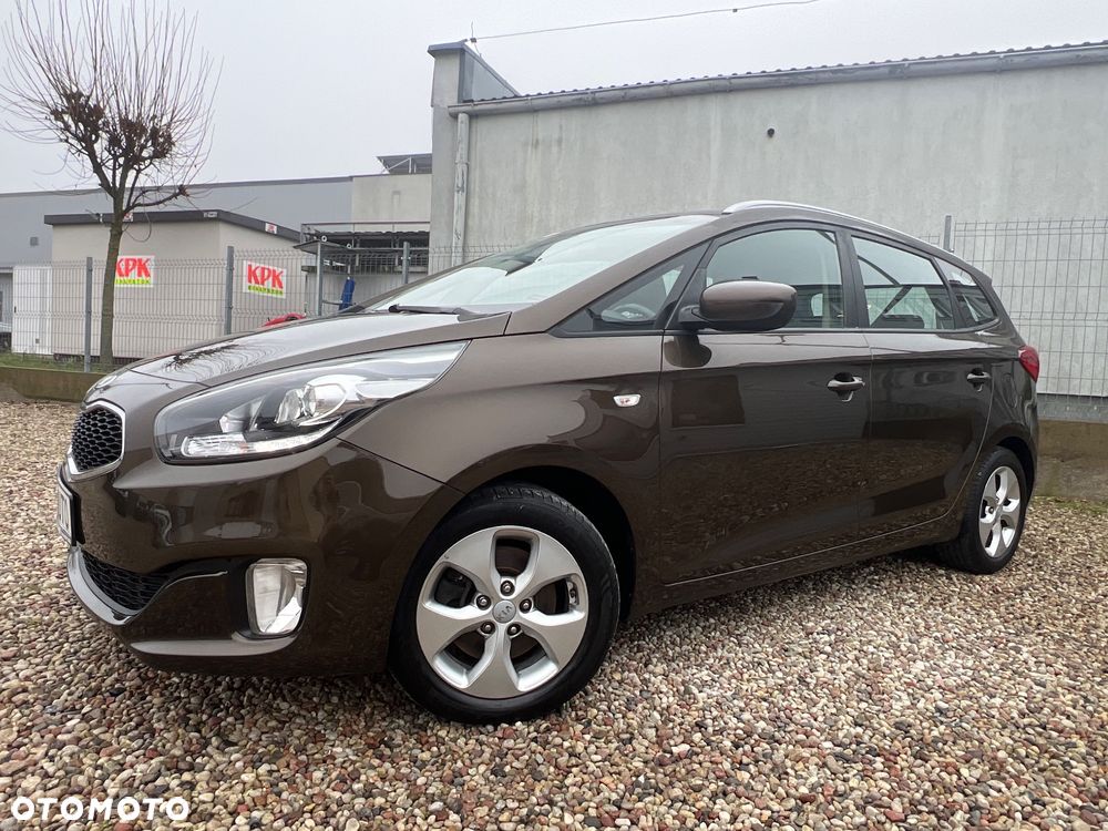 Kia Carens 1.6 GDI Dream Team Edition - 6