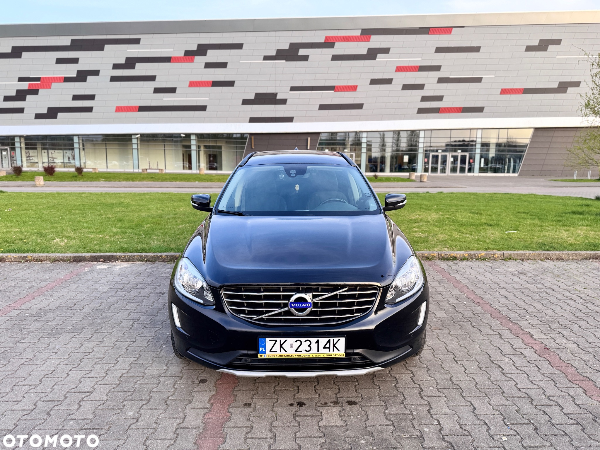 Volvo XC 60 D3 Drive-E Momentum - 2