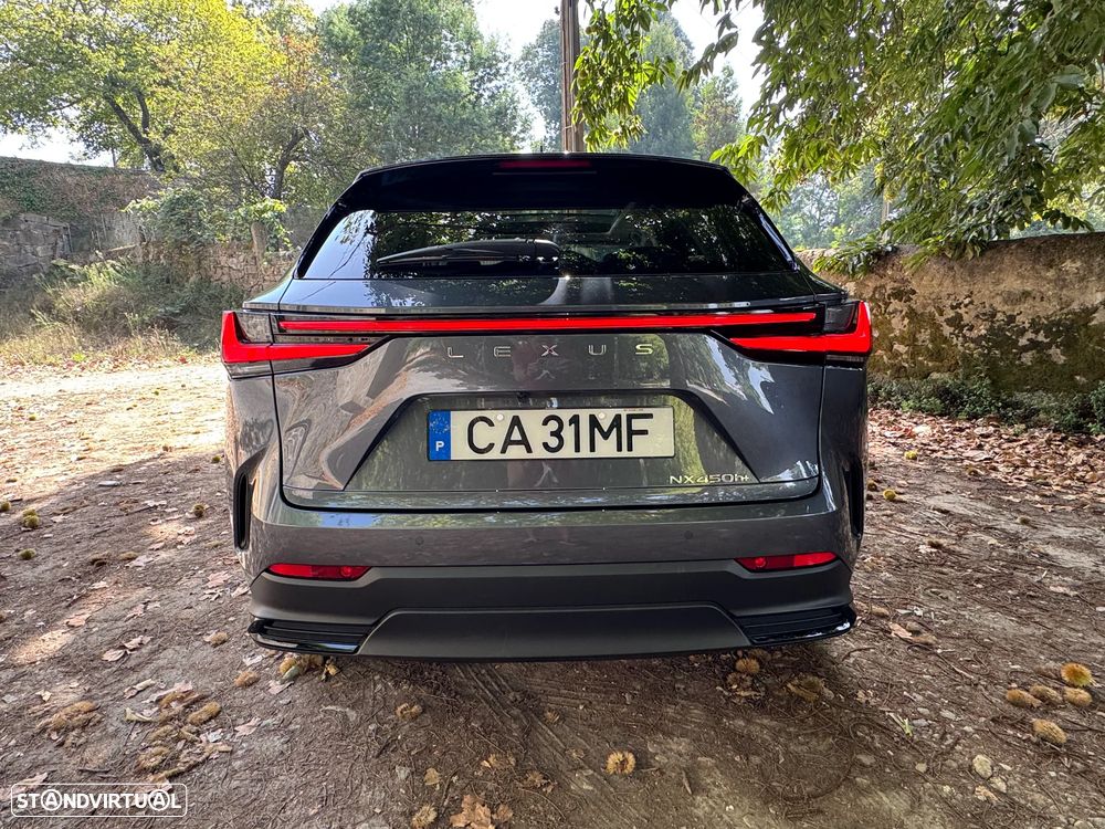 Lexus NX 450h+ Premium - 11