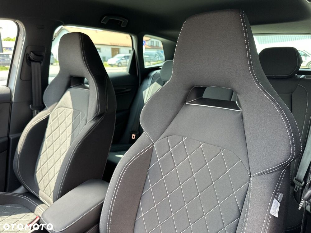 Skoda Karoq 1.5 TSI ACT Sportline DSG - 24