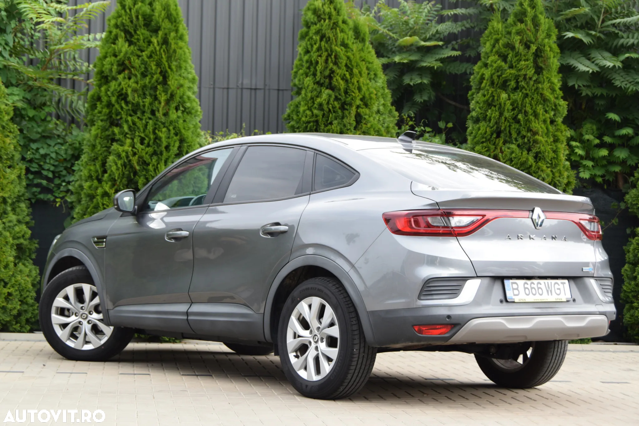 Renault Arkana E-TECH Hybrid 145 Equilibre - 10