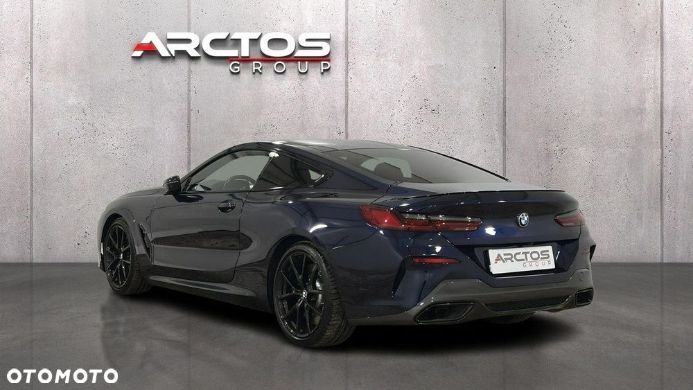 BMW Seria 8 - 3