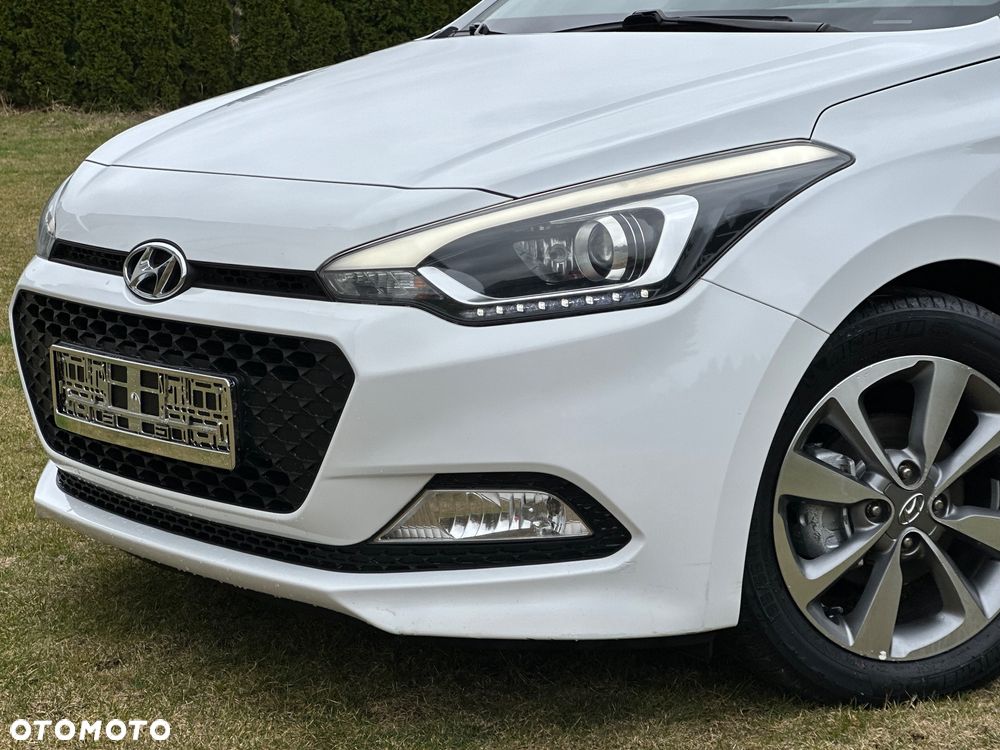 Hyundai i20 1.4 Wersja Jubileuszowa - 7